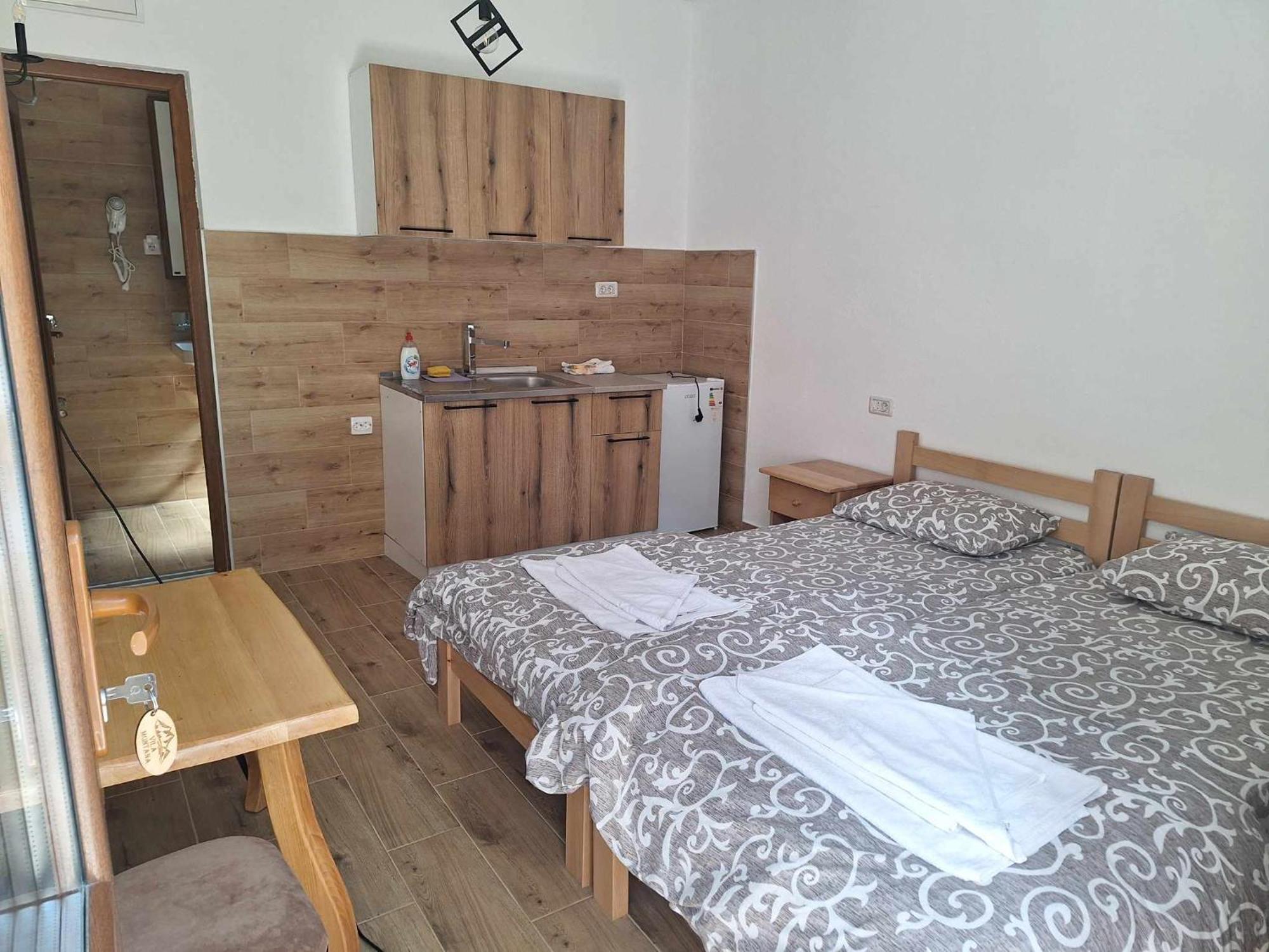 Vila Montana Dobrilovina Bagian luar foto